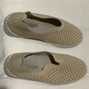 Ilse Jacobsen cream flat